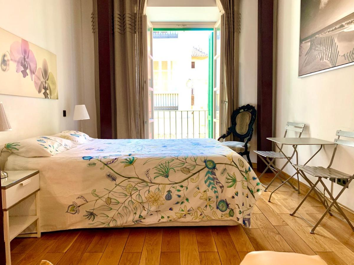 Apartamento Carreteria 33 Apartment Малага Екстериор снимка