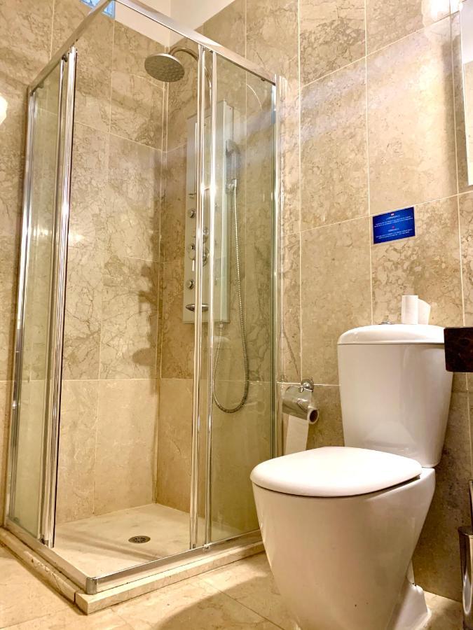 Apartamento Carreteria 33 Apartment Малага Екстериор снимка