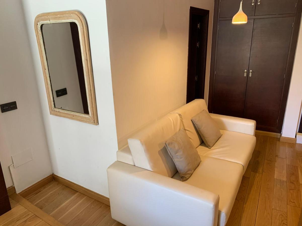 Apartamento Carreteria 33 Apartment Малага Екстериор снимка